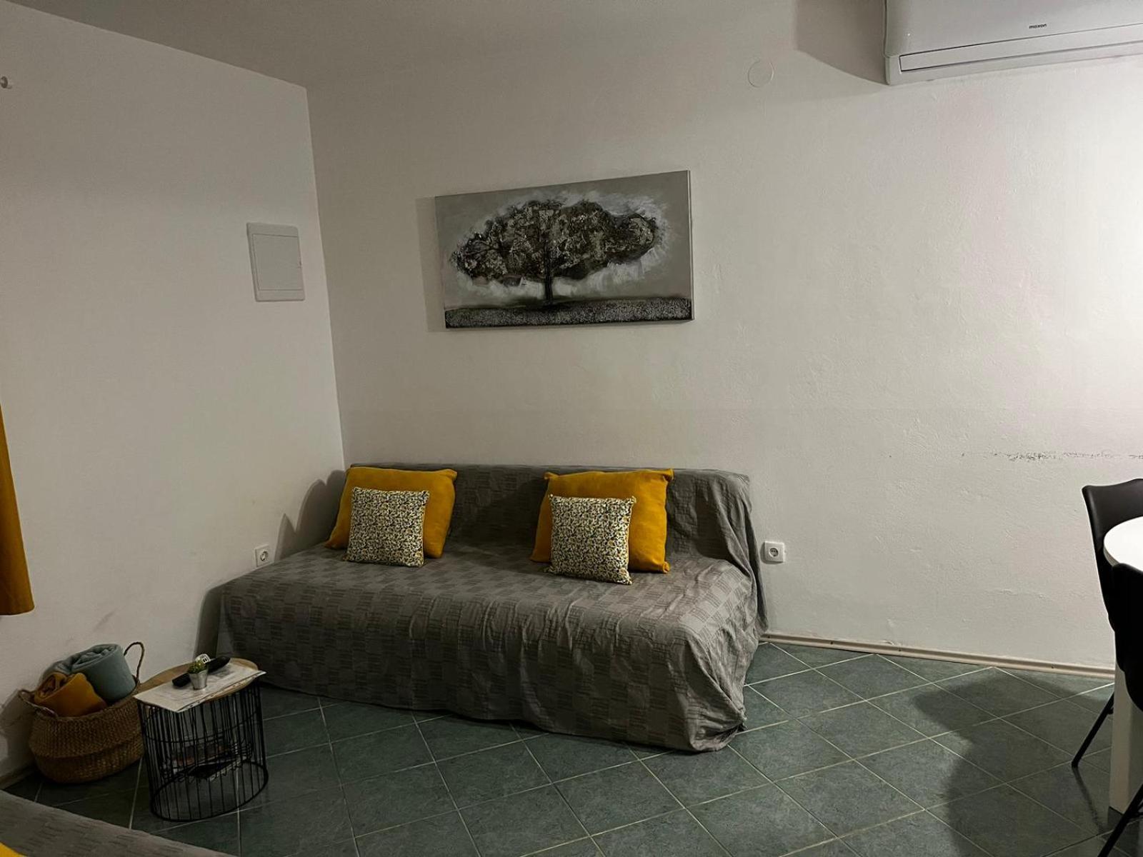 Holiday House Lara Starigrad Paklenica Eksteriør bilde